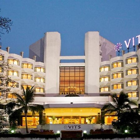 Hotel Vits Aurangabad Esterno foto