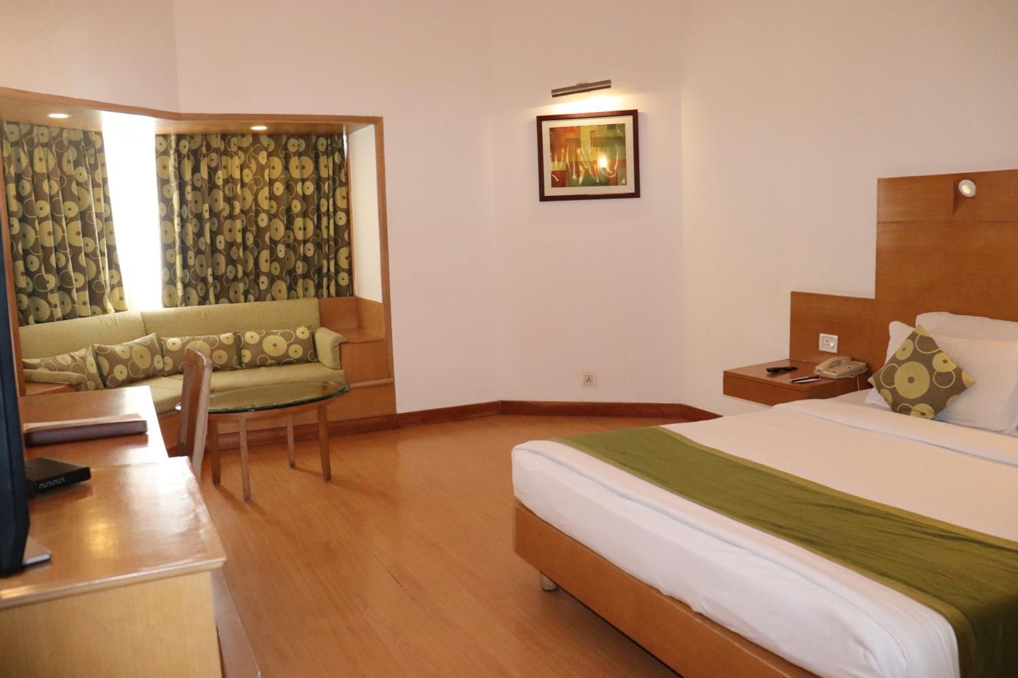 Hotel Vits Aurangabad Esterno foto