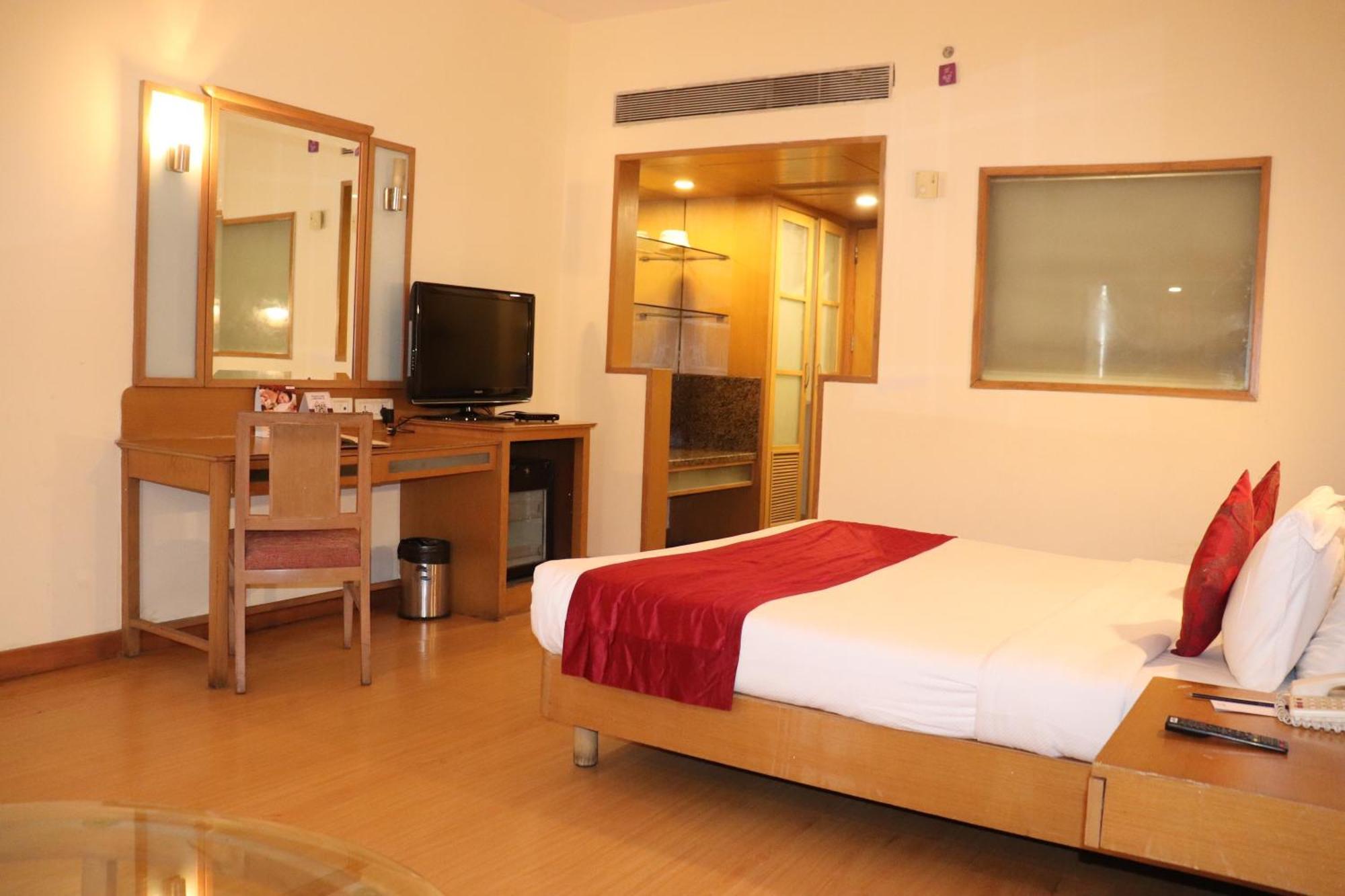 Hotel Vits Aurangabad Esterno foto