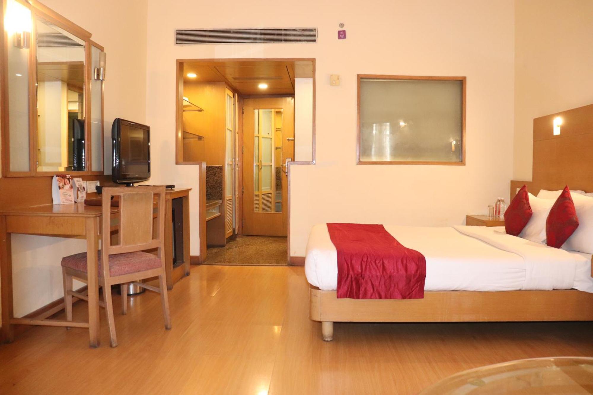 Hotel Vits Aurangabad Esterno foto