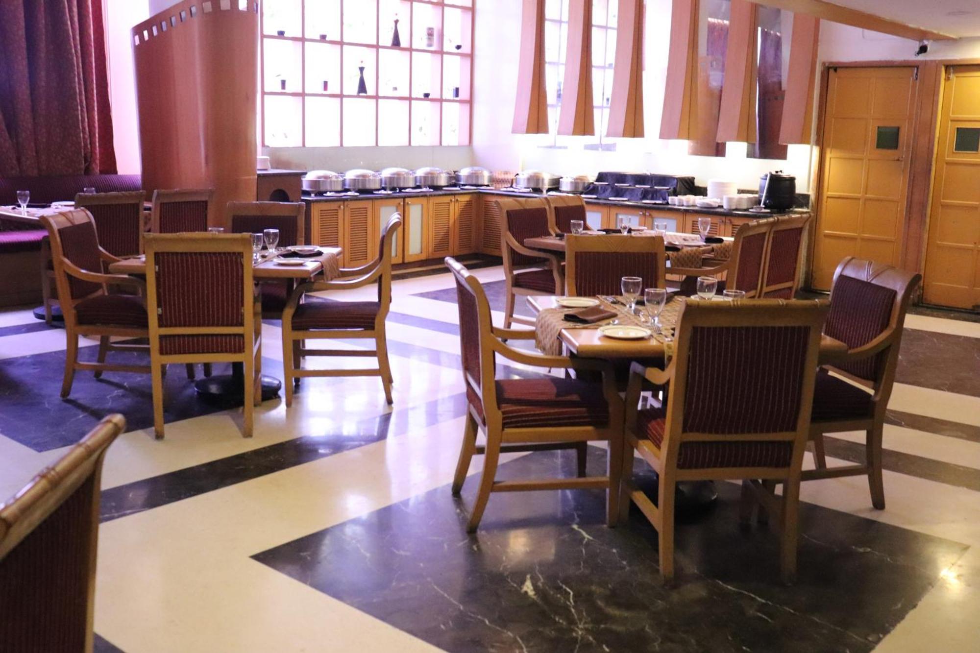Hotel Vits Aurangabad Esterno foto
