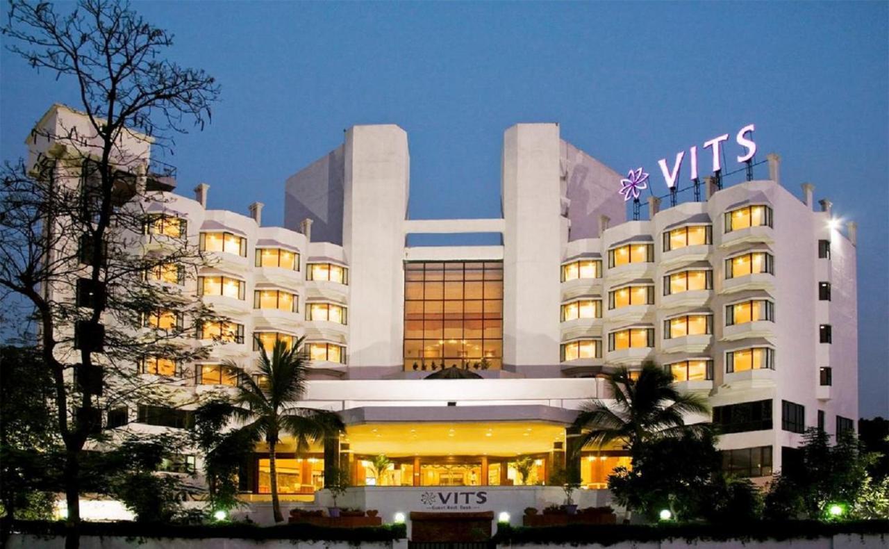 Hotel Vits Aurangabad Esterno foto