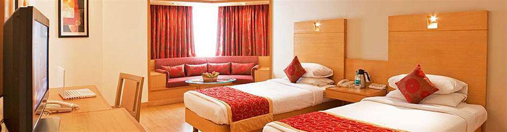Hotel Vits Aurangabad Esterno foto