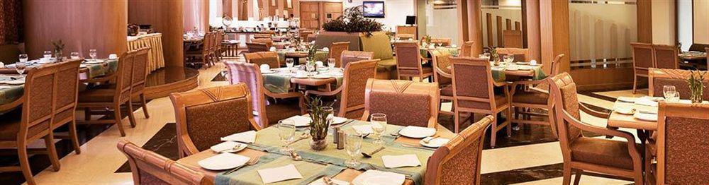 Hotel Vits Aurangabad Esterno foto